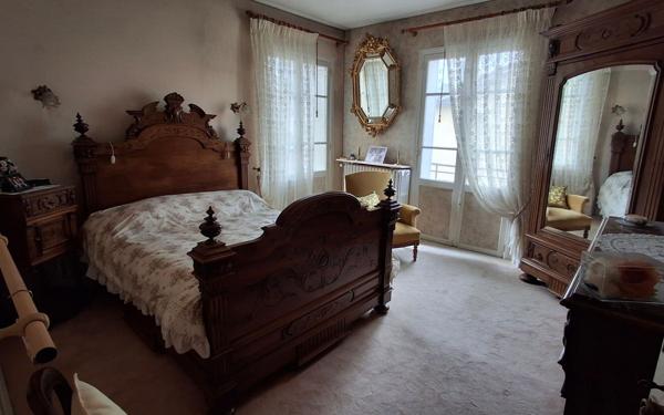 Maison à vendre    5 pièces •  Périgueux