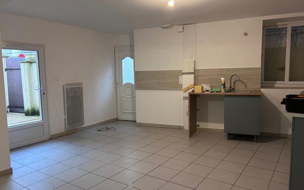 Maison à louer    3 pièces • 63,77 m2 Château-Renault