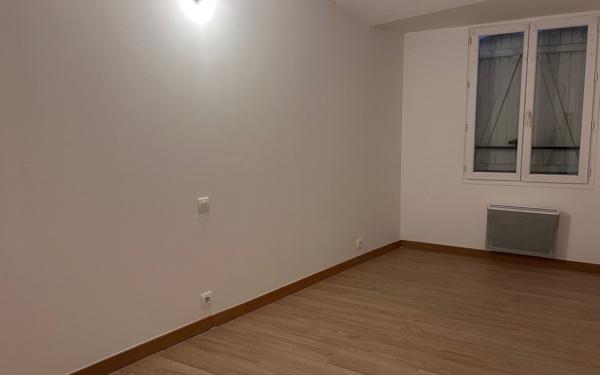 Maison à louer    3 pièces • 63,77 m2 Château-Renault