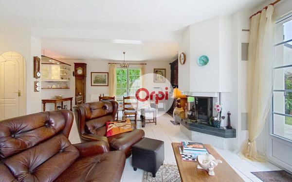 Maison à vendre    5 pièces •  Damgan