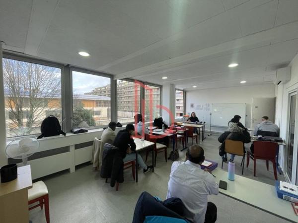 Bureau de 1156 m² à louer à Bordeaux Boulevards