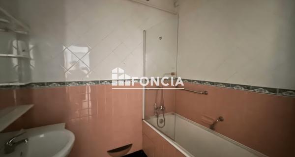 À vendre Appartement 3 pièces 78 m² - Digne-les-bains 04000