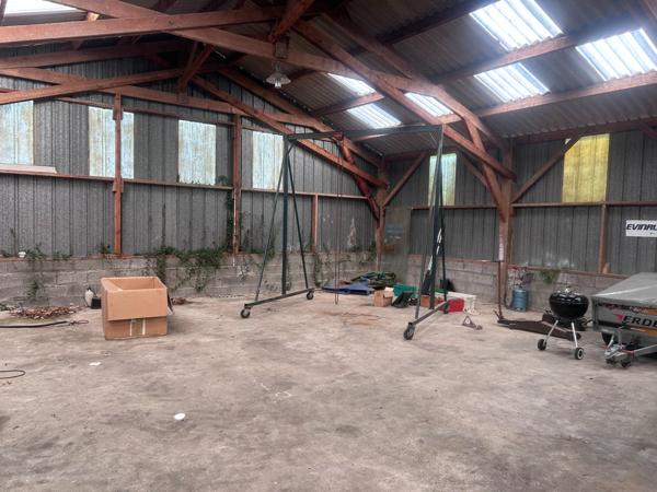 Ensemble Immobilier a fort potentiel Santec Centre