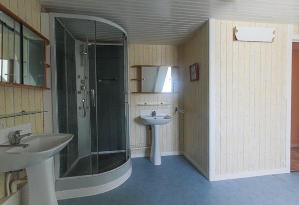 Vaste demeure à réinventer dans un cadre authentique