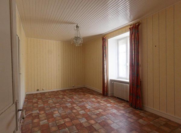 Vaste demeure à réinventer dans un cadre authentique