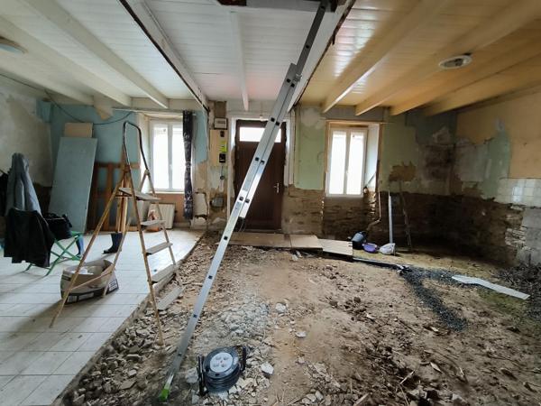 Maison en pierre à rénover