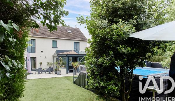 Maison à vendre 7 pièces 230 m² Montigny-lès-Cormeilles