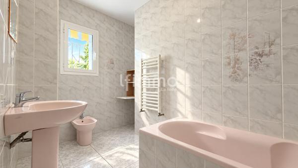Villa T5 de 159 m2 sur 30 000 m2 de terrain - Elne