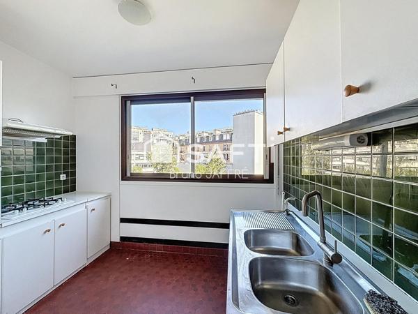 Paris 15 - 3 pièces avec terrasse, 66 m²,  2 CH, terrasse 5,5 m², accès handicapé