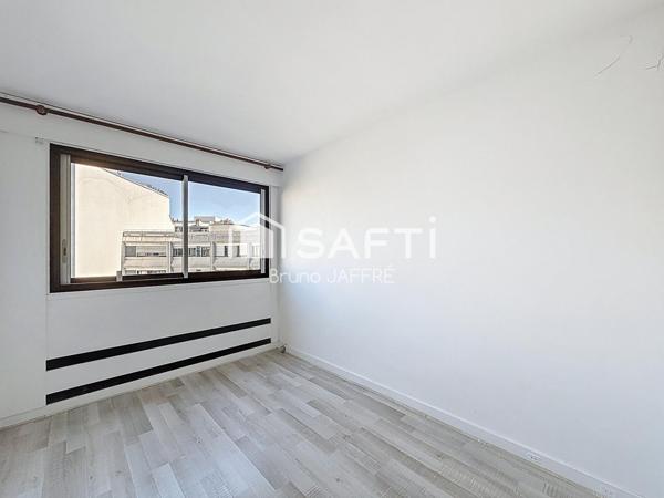 Paris 15 - 3 pièces avec terrasse, 66 m²,  2 CH, terrasse 5,5 m², accès handicapé