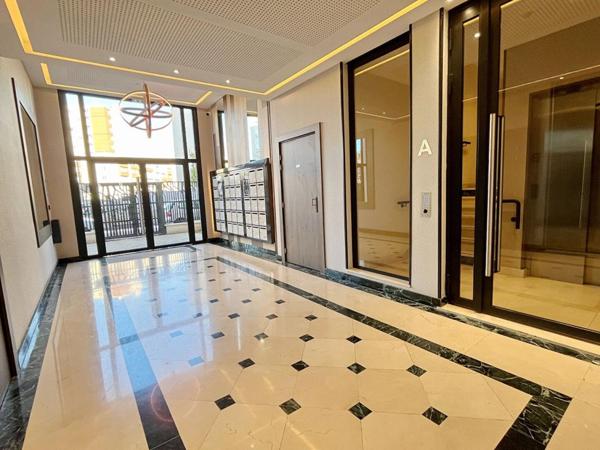 Appartement  3 chambres 85 m2 avec balcon