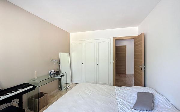 Appartement à vendre    3 pièces • 67,79 m2 Le Cannet