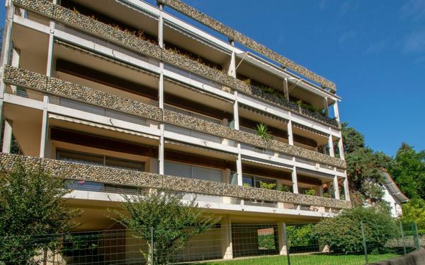 Appartement à vendre    4 pièces • 103,51 m2 Pau