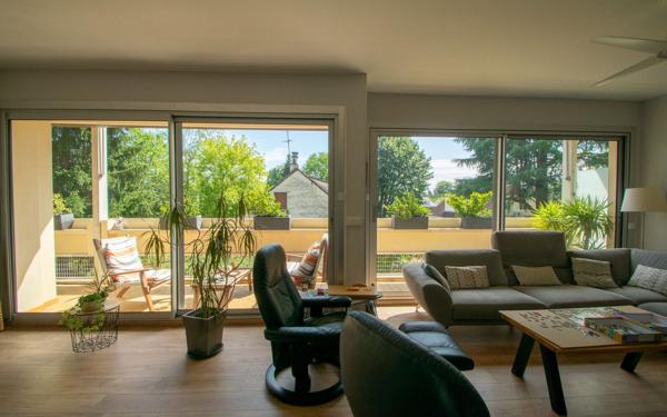 Appartement à vendre    4 pièces • 103,51 m2 Pau