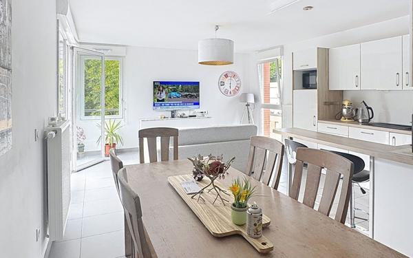 Appartement à vendre    4 pièces • 94 m2 Saint-Brice-Courcelles