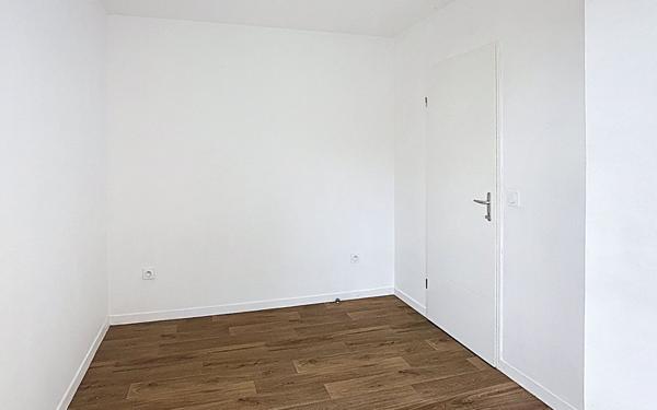 Appartement à vendre    4 pièces • 94 m2 Saint-Brice-Courcelles