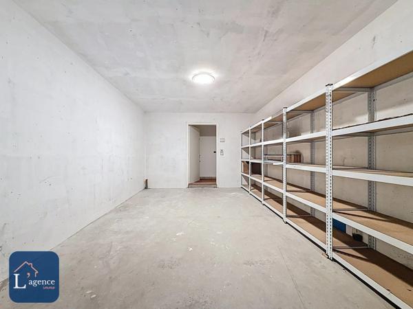 Appartement familial de standing – 5 chambres – Terrasse 213 m² – Jardin privatif 500 m² – Double garage – Cave – Prévessin-Moëns 01280