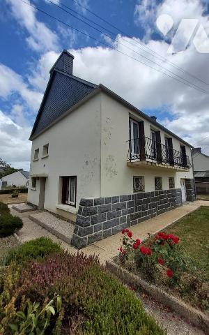 CARHAIX - MAISON 5 PIECES