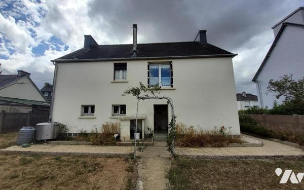 CARHAIX - MAISON 5 PIECES