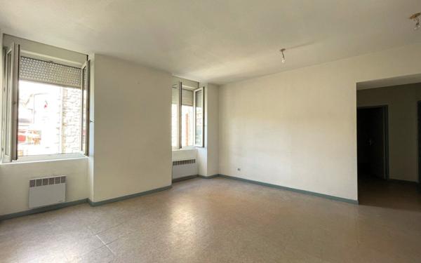 Appartement à louer    3 pièces • 69,63 m2 Vallon-Pont-d'Arc