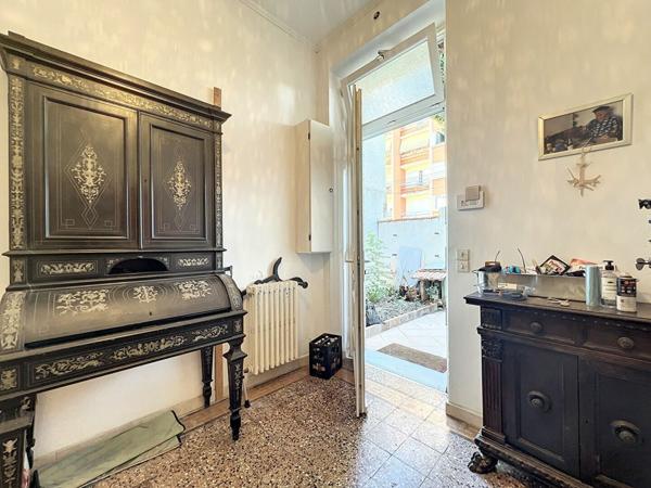 Maison à vendre    5 pièces • 150,87 m2    Menton