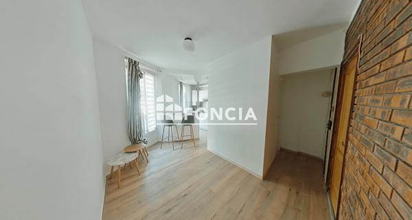 Location Appartement 2 pièces 24.8 m² - Saint-ouen-sur-seine 93400