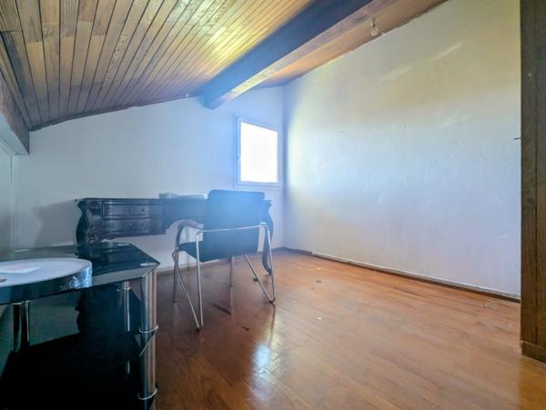 Maison traditionnelle de 7 pièces