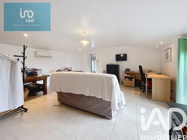 Maison à vendre 6 pièces 191 m² Camaret-sur-Aigues