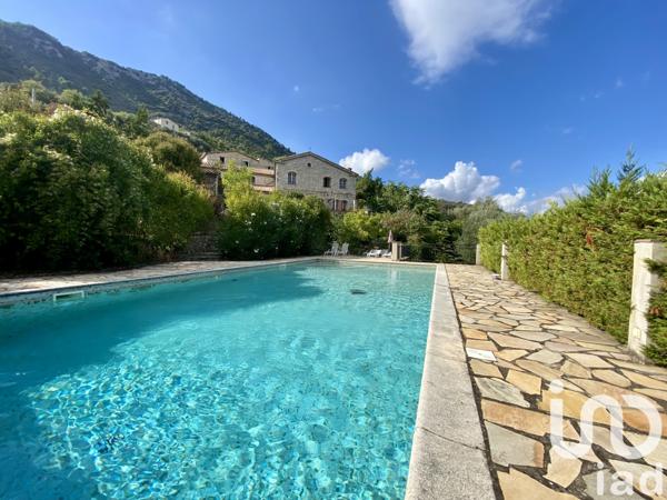 Maison à vendre 7 pièces 332 m² Châteauneuf-Villevieille