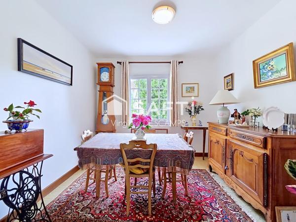 Propriété de charme avec dépendances .