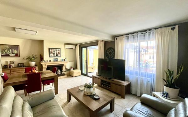 Maison à vendre    5 pièces •  Mèze