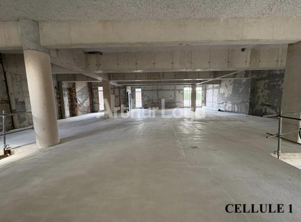 PIED D'IMMEUBLE EN HYPER CENTRE DE SAINT-OMER