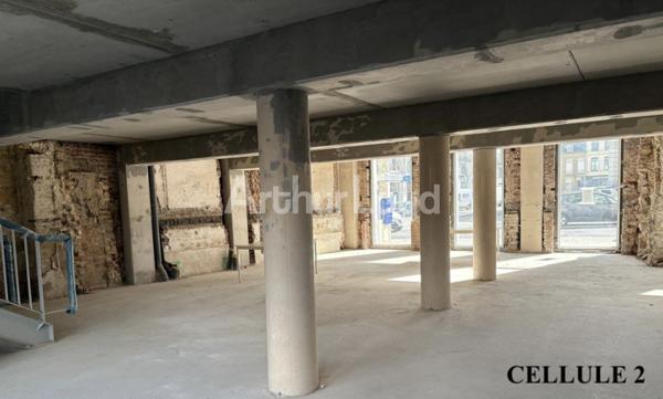 PIED D'IMMEUBLE EN HYPER CENTRE DE SAINT-OMER
