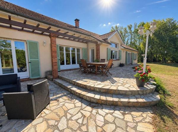 Maison à OZOIR LA FERRIERE (77330)