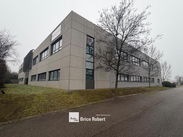 Location bureaux indépendants à Saint-Priest avec accès axes principaux
