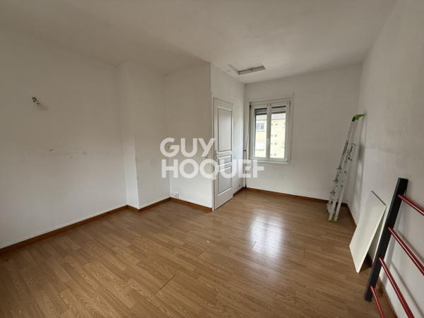 SAINT HONORÉ - MAISON D'ENVIRON 65M² AVEC COUR