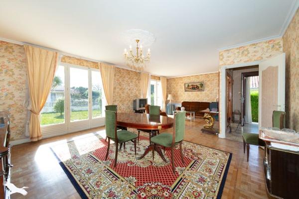 Maison à vendre 279 900 € Saint-André-de-Cubzac 4 p 117 m² DPE E