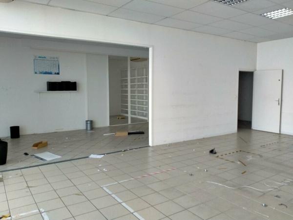 A VENDRE 480M² BUREAU COMMERCIAL POITIERS NORD - ZONE COMMERCIALE LES PORTES DU FUTUR