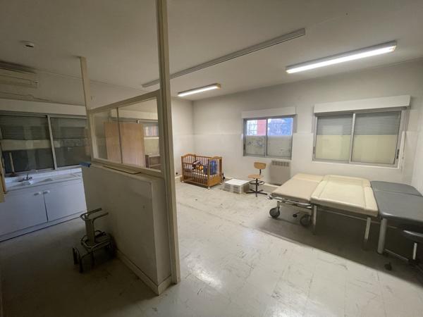 Bureaux de plain pied à louer à Béziers, secteur médical et hôpital.