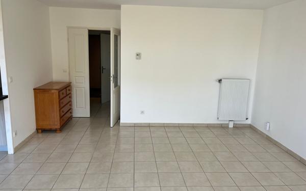 Appartement à vendre    3 pièces •  Saint-Étienne-de-Saint-Geoirs