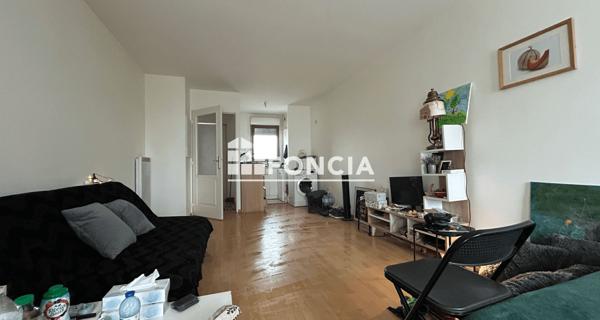 À vendre Studio 31.77 m² - Chartres 28000