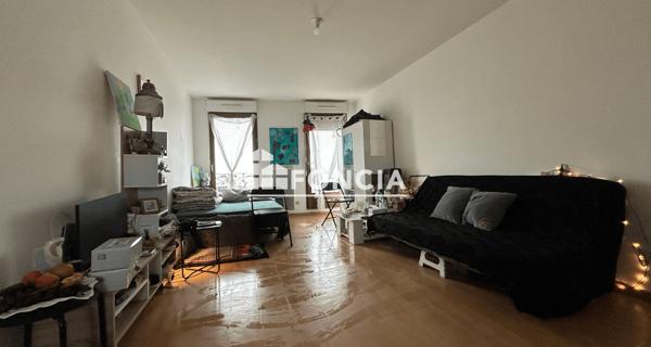 À vendre Studio 31.77 m² - Chartres 28000