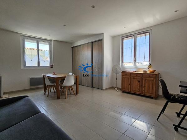 STUDIO MEUBLÉ - LA ROCHELLE La rochelle STUDIO MEUBLÉ - LA ROCHELLE La rochelle
