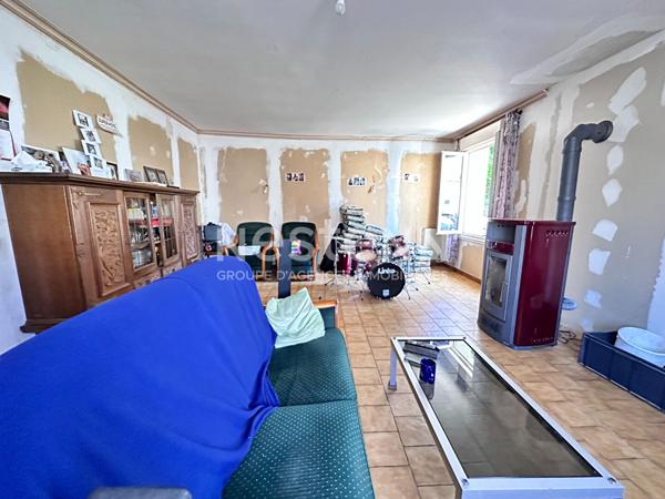 Vente maison spacieuse en pierre de Loire de 149 m² à Saint-Pierre-du-Lorouër (72150)