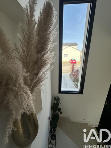 Maison à vendre 6 pièces 150 m² Sainte-Gemmes-sur-Loire