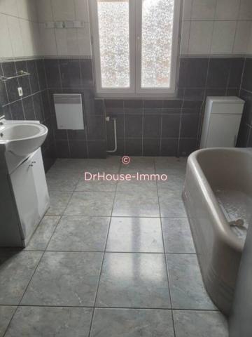 Immeuble à vendre 10 pièces de 135 m²