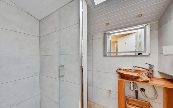 Maison à vendre    6 pièces •  La Rochelle