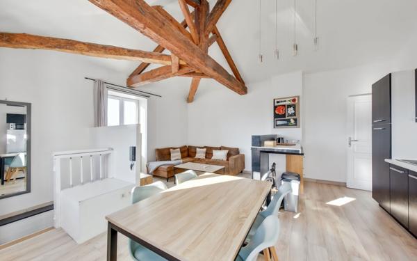 Maison à vendre    6 pièces •  La Rochelle