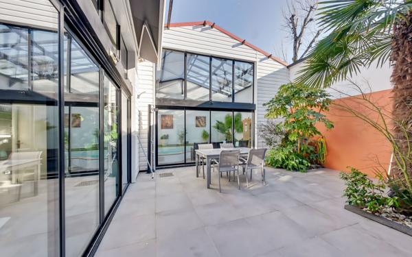 Maison à vendre    6 pièces •  La Rochelle