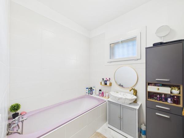 Maison + studio sur terrain de 1,7 hectare : liberté et espaces garantis